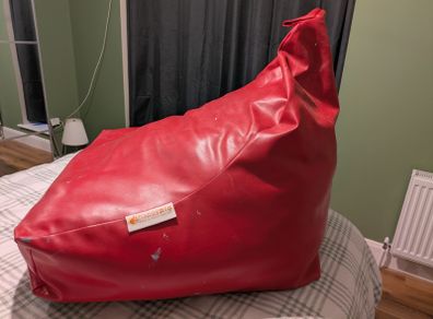 Preloved happy pig beanbag