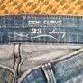 Levis Demi Curve Image 2
