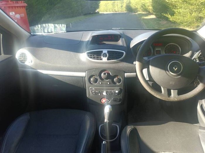 2010 Renault Clio