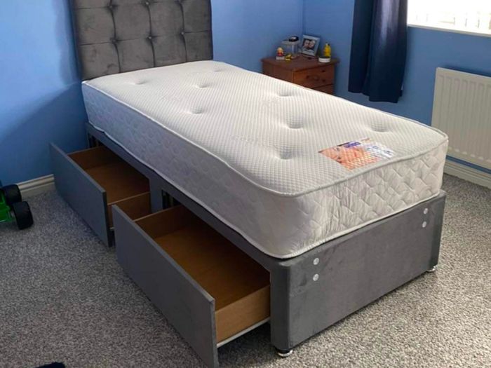 New Single Divan beds. Single tufted memory foam mattress. Drawer storage and multiple designs for Headboard available