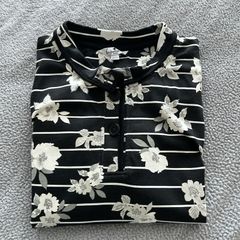 Ladies casual top. Size 18