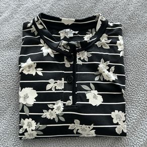 Ladies casual top. Size 18