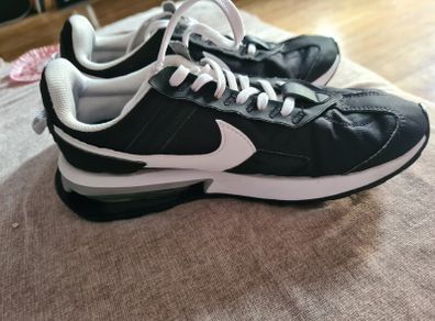 womens runner