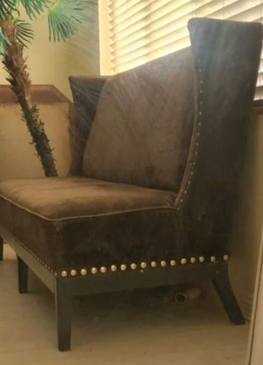 Pub Bench