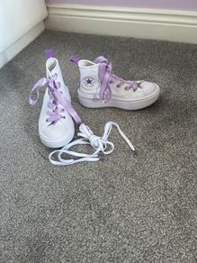 White Converse All Star Runners