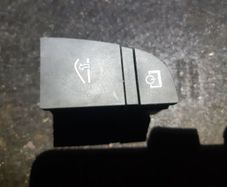 Audi A6 C6 Rhd Mmi Display Screen / Glovebox Release Switch Button