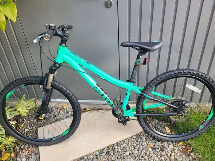 Voodoo kids mountain bike 24" wheel