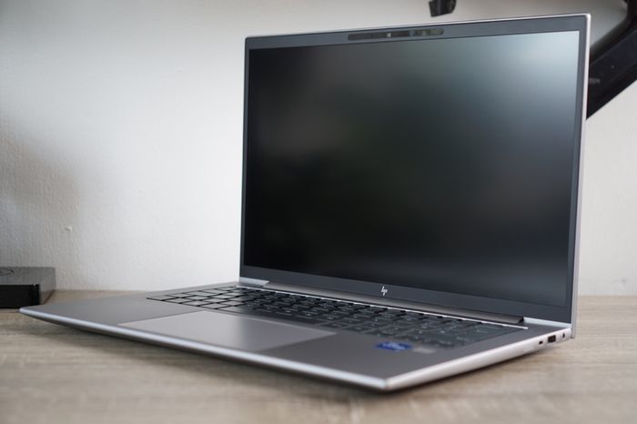 HP ZBook Firefly G10 Mobile Workstation | i7-1355U | RTX A500 4GB | 16GB DDR5