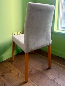 2x Chairs