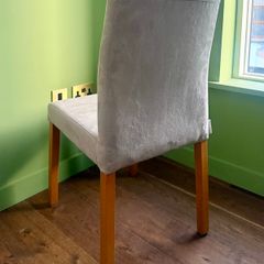 2x Chairs