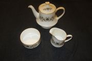Royal standard T pot, sugar bowl and jug
