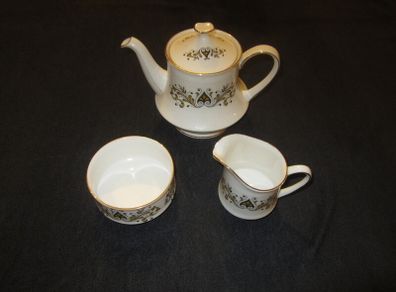 Royal standard T pot, sugar bowl and jug