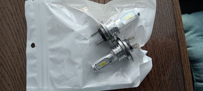 H7 car bulbs