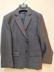Boys suit  ( size 7 to 8 years) + shoes