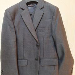 Boys suit  ( size 7 to 8 years) + shoes