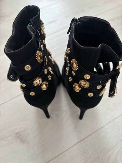 Brand New Black Suede Ankle Boots Size 6
