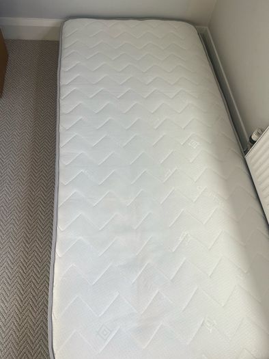 Single mattress