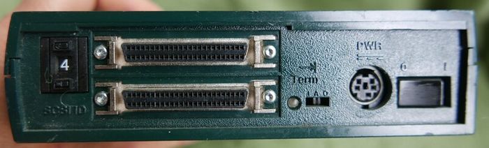 IOMEGA JAZ External Drive - V1000S - Untested