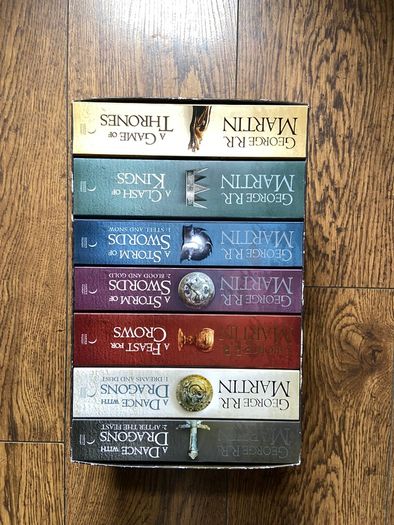 A Song of Ice & Fire The Story Continues: 7 Book Box Set by George R.R. Martin