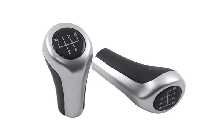 Fit For BMW 1 3 5 6 Series E30 E32 E34 E36 E38 E39 E46 E53 E60 E63 E83 E84 E90 E91 Car 5 Speed Leather Gear Stick Shift Knob