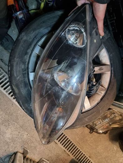 headlamps yaris corsa volvo bmw bmw i3
