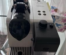 Coffee machine Nespresso