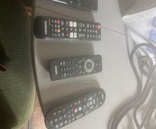 remotes  Samsung sky philips