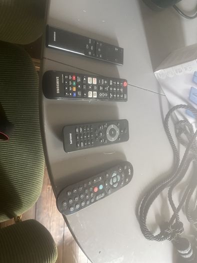 remotes  Samsung sky philips