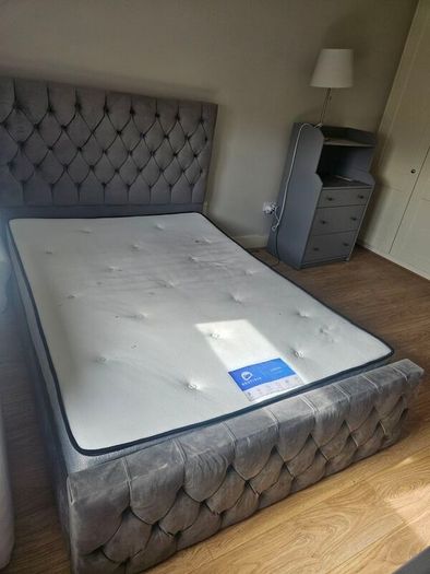 Double bed with mattress