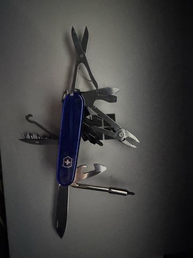 Victorinox cybertool