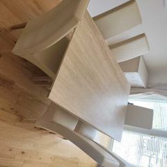 Table & Chairs