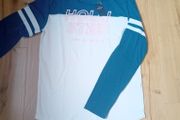 ladies long sleeve Hollister size x-small top