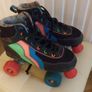 Size 4 roller skates Image 2