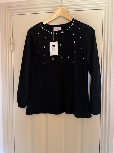 Jumper black with pearls BNWT