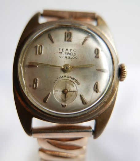 Vintage Tempo Watch 17 Jewels Incabloc Swiss made Manual Watch (works well and keeps time)