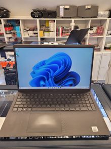 Dell Vostro 15 3510 Core i5-1135G7 (11th Gen) 16GB 256GB SSD Win 11 Pro 15.6" FULL HD Notebook