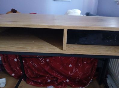 Kids desk