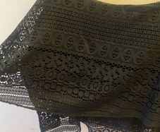Black lacy crop top (size 16)