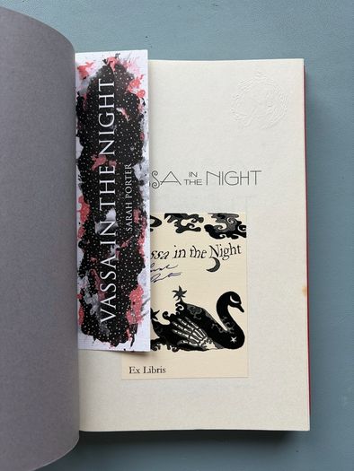 Vassa In The Night - Sarah Porter Signed First Edition Hardback Book Fiction