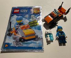 Lego City Arctic Explorer with Snowmobile foil pack 951810