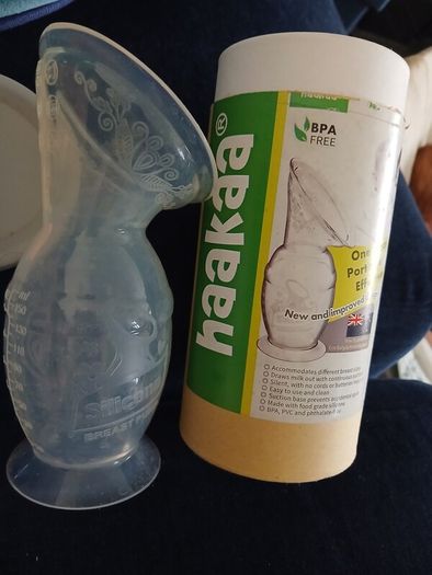 Haakaa breast pump, lid, stopper