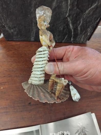 Vintage Shell Art