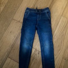Blue denim kids jeans size 4-5 boy/girl