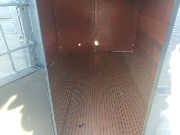 Dog box trailer
