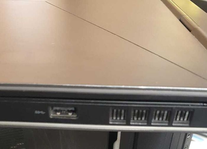Alienware 15 R3 Gaming Laptop - i7 7th Gen | GTX 1070 8GB | 16GB RAM | 750GB Storage
