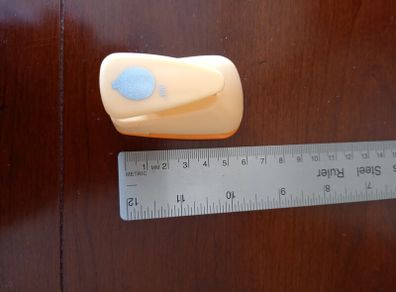 Balloon paper punch