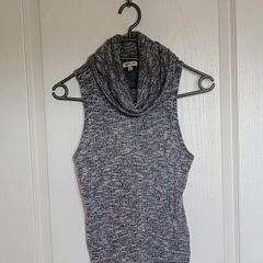 knitted top with loose turtleneck