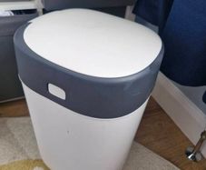 Tommee Tippee nappy bin unused