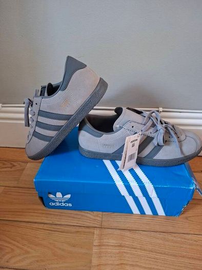 ADIDAS Stradt trainers