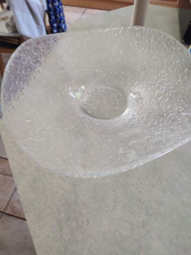 Beautiful Wavy glass bowl designed by Roberto Niederer associated with the Swiss Glasi Hergiswil. Bowl is an eye-catcher for every interior!